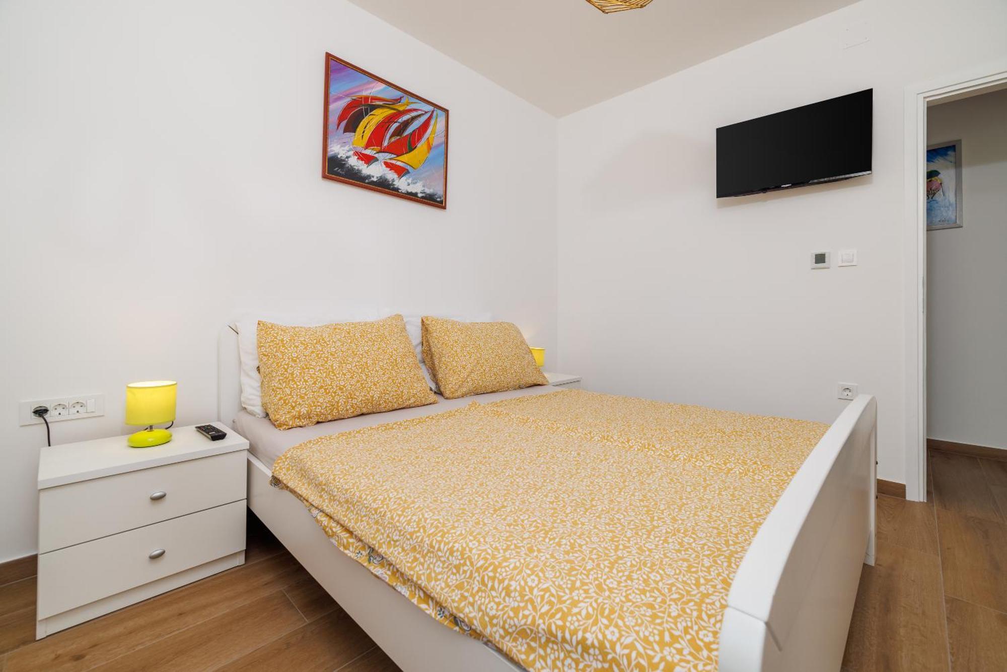 Apartmani Viktorija ヤドラニヴォ エクステリア 写真